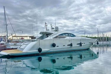 88' Pershing 2004 Yacht For Sale